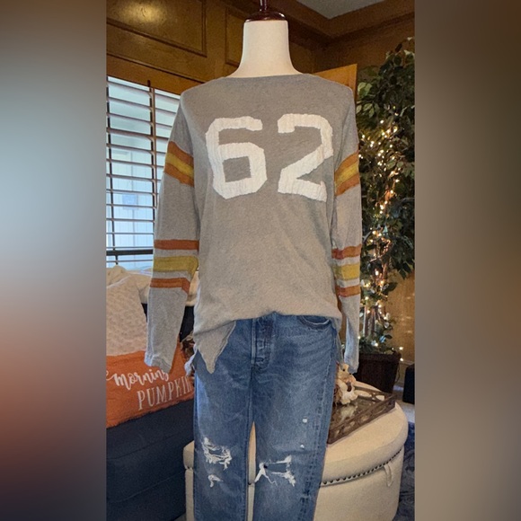 ‼️WE THE FREE by Free People “62” Retro Varsity Long Sleeve Top - SIZE SMALL 👀👀👀 - Picture 2 of 10